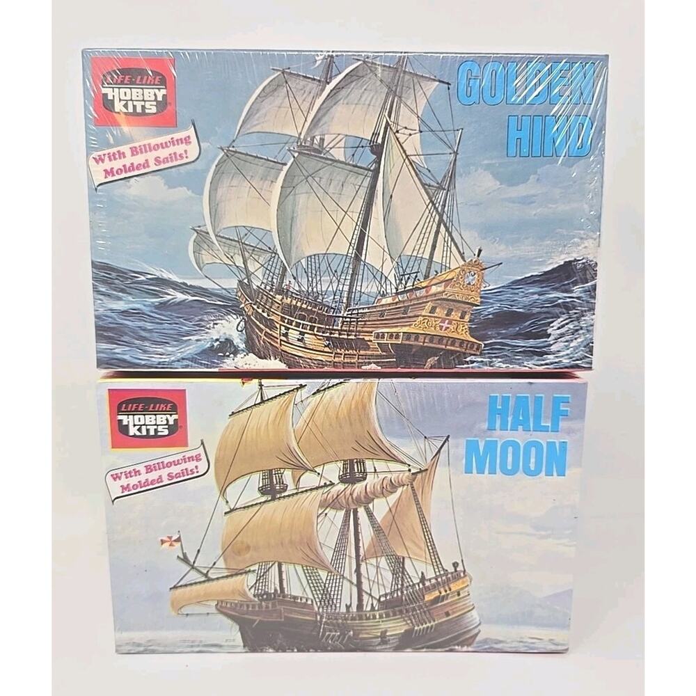 Life-Like Hobby Kits 09366 Half Moon & B365-90 Golden Hind Model Kit Sealed U145